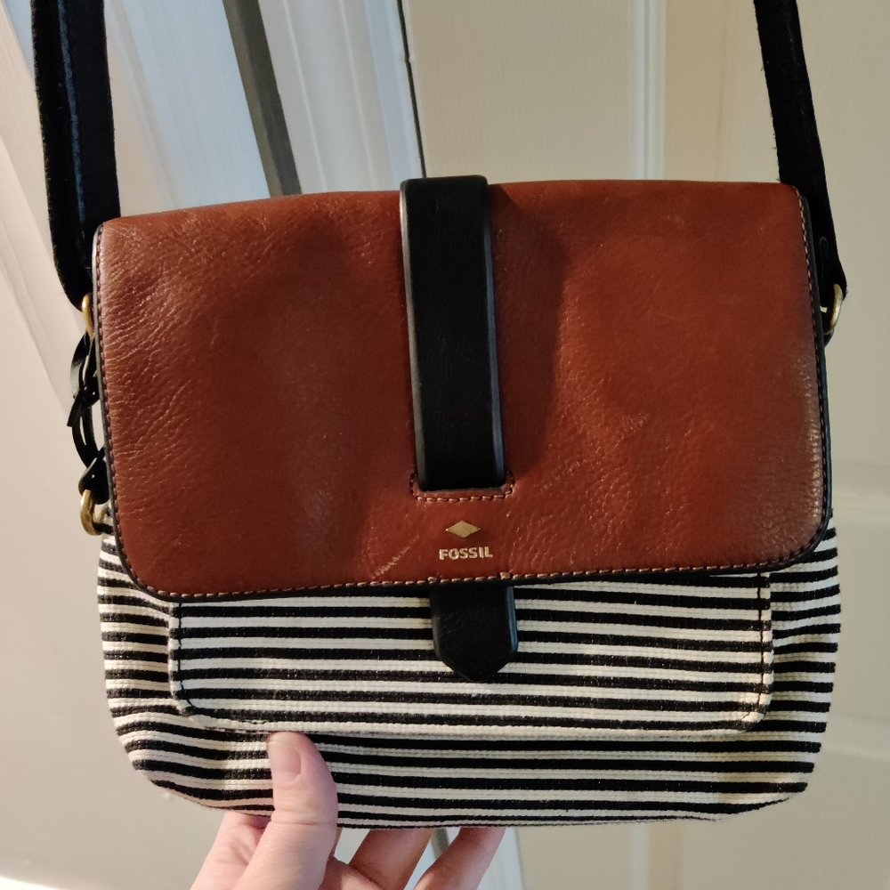 Crossbody bag